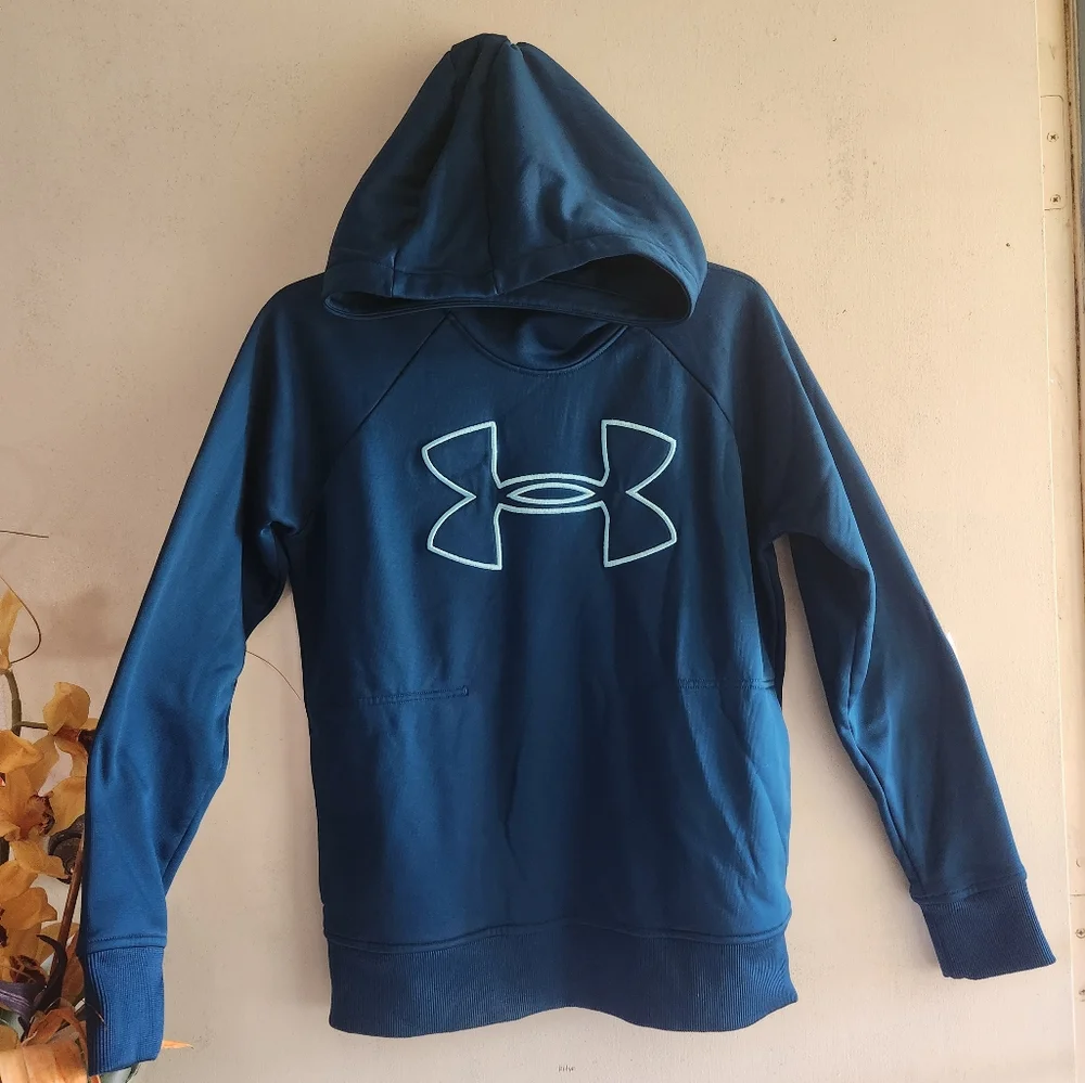 Under Armour Turquoise EUC Hoodie Pullover Small Sweater
